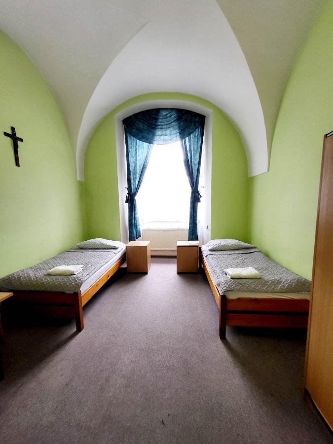 Апартаменти Diecezjalny Dom Formacyjny Ниса Екстер'єр фото