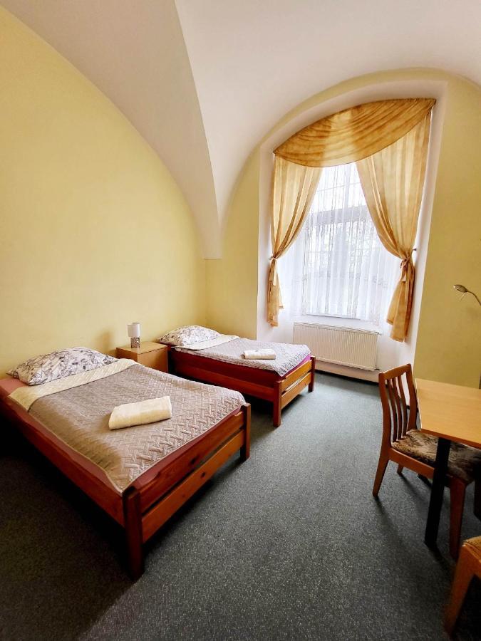 Апартаменти Diecezjalny Dom Formacyjny Ниса Екстер'єр фото